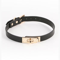 FETISH & FASHION - Sadie kaulapanta